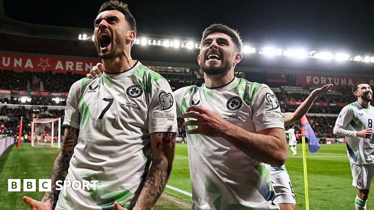 Live. World Cup play-offs: Schick penalty gives Czechs life against Republic of Ireland